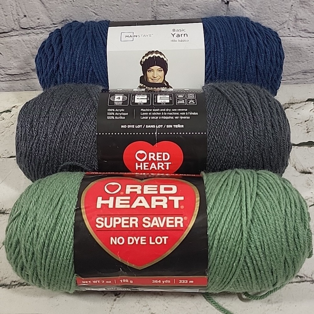 Mainstays Red Heart Mixed Yarn Lot 3 Skeins Navy Blue Charcoal Gray Moss Green